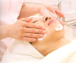 フェイシャルエステ